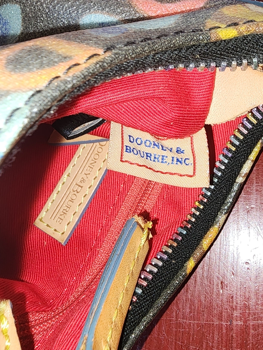 Dooney & Bourke Vintage Bumble Bee "D" Mini Hobo Bag. 2006 - Picture 4 of 13